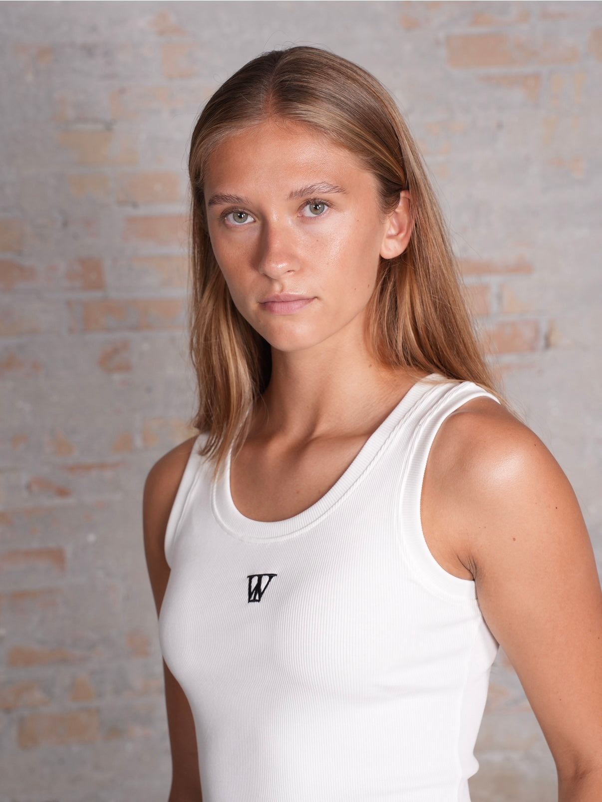TW Logo Top - White
