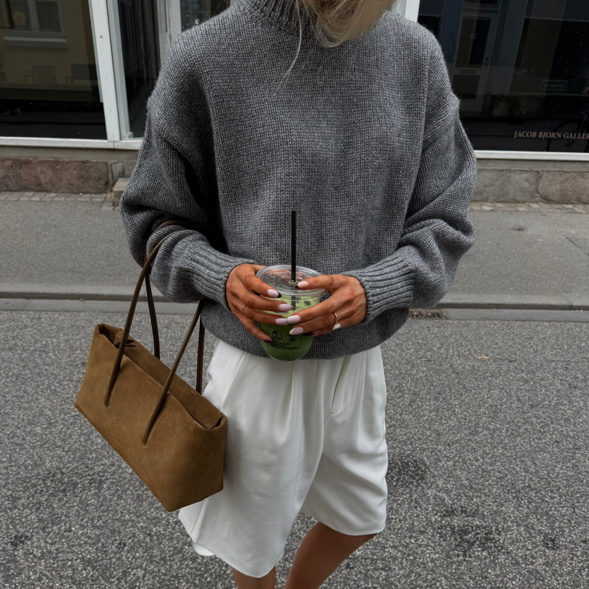 Annika Shorts, White