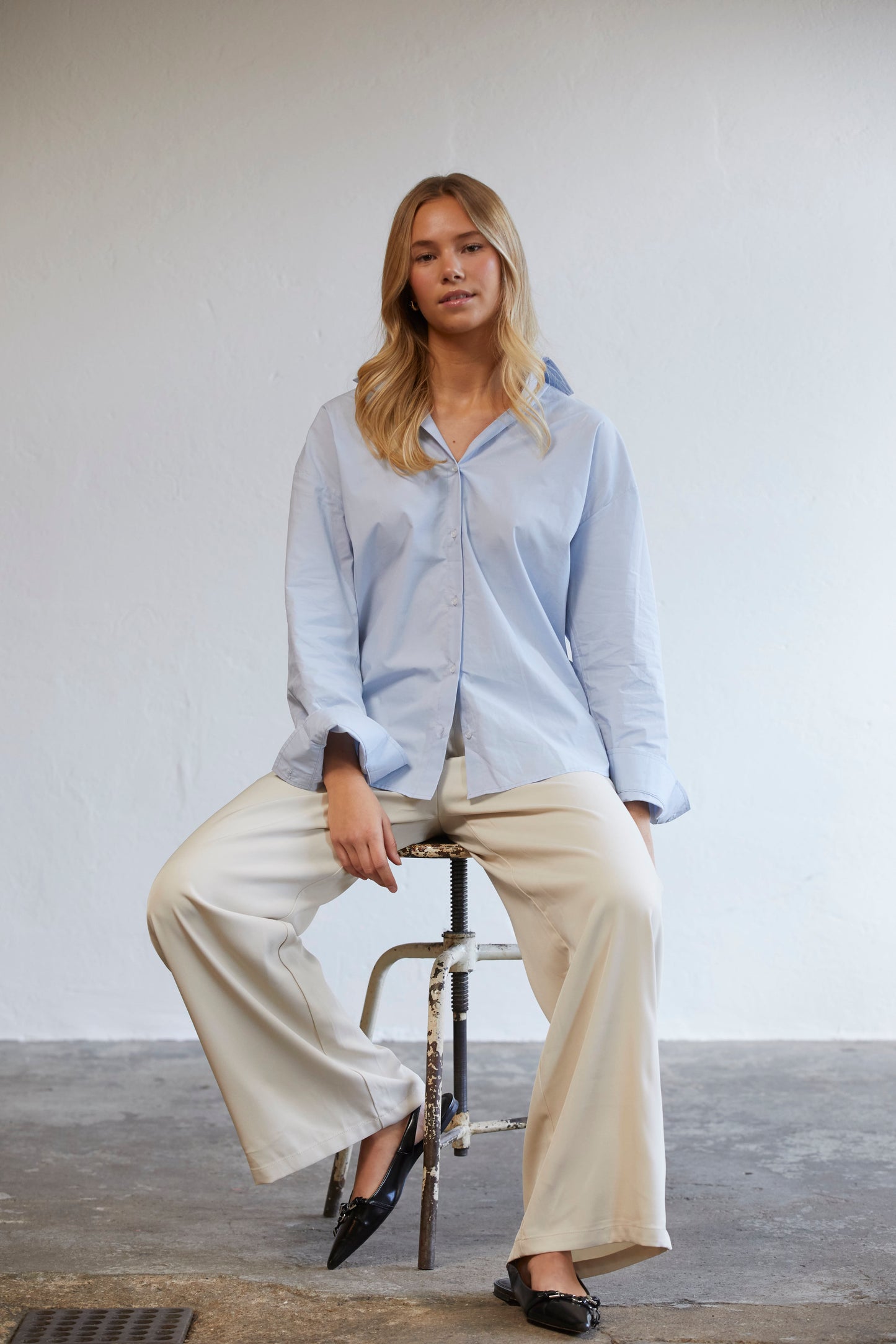 Liva Trousers - Beige